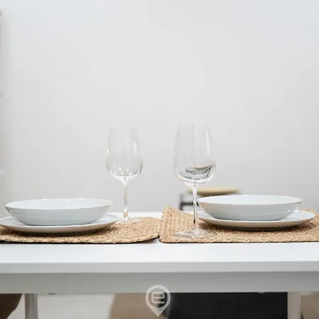 Elena Nest Appartement *